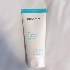 BRAND NEW Proactiv Complexion Perfecting Hydrator
